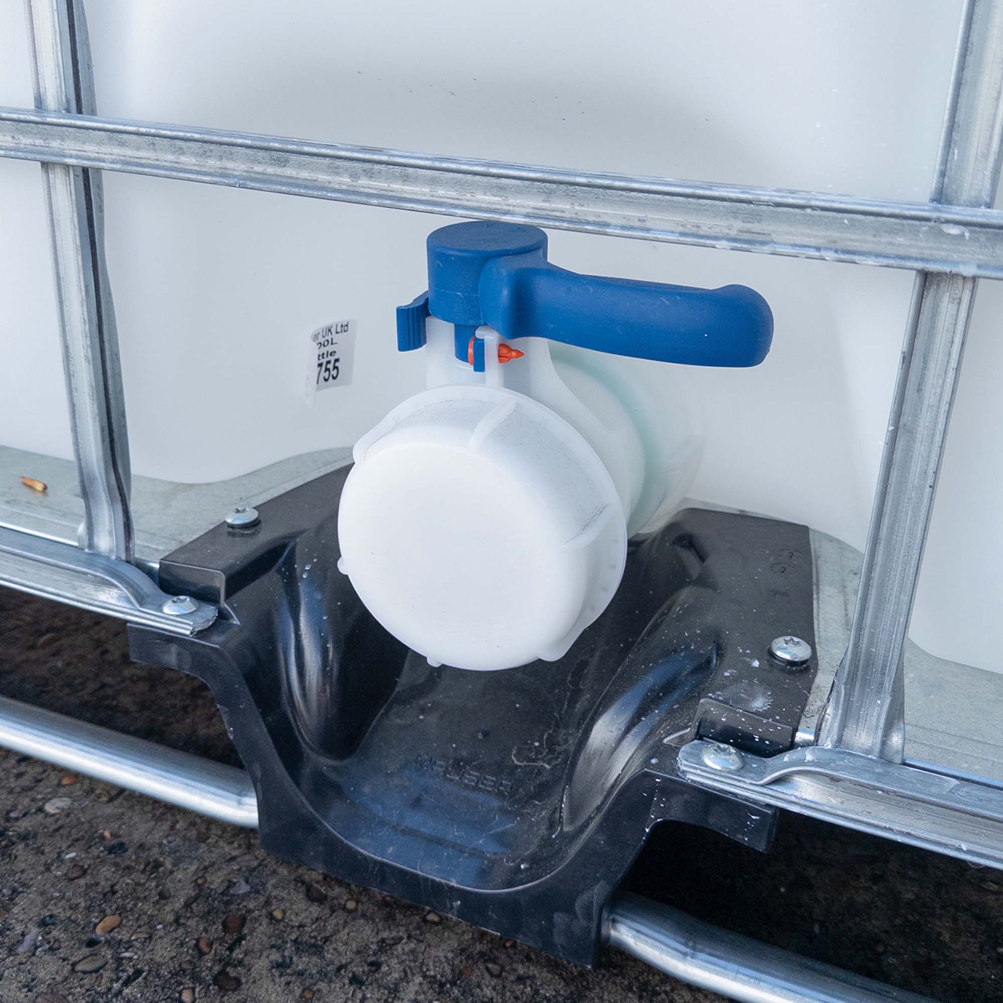 1000 Litre New IBC 3" Valve - 225mm Lid - Combi Pallet