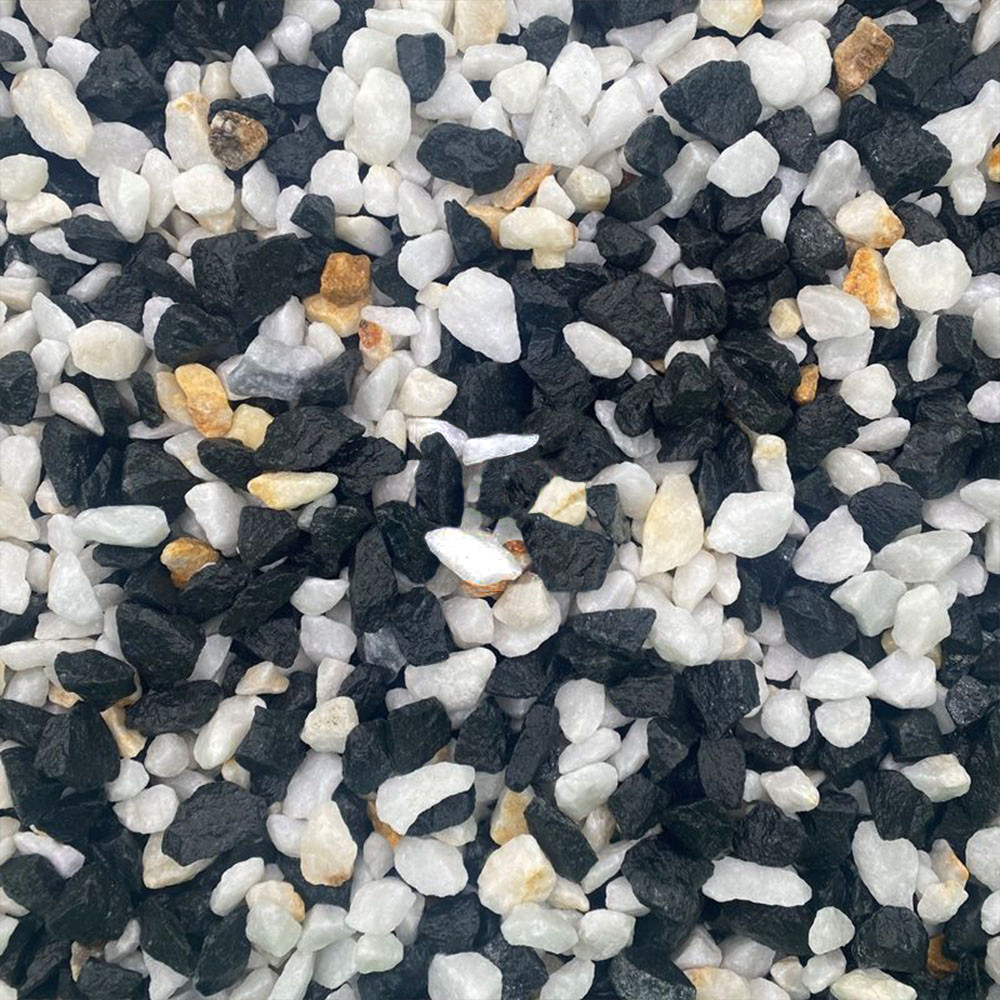20mm Black & White Chippings - 850kg Bulk Bag