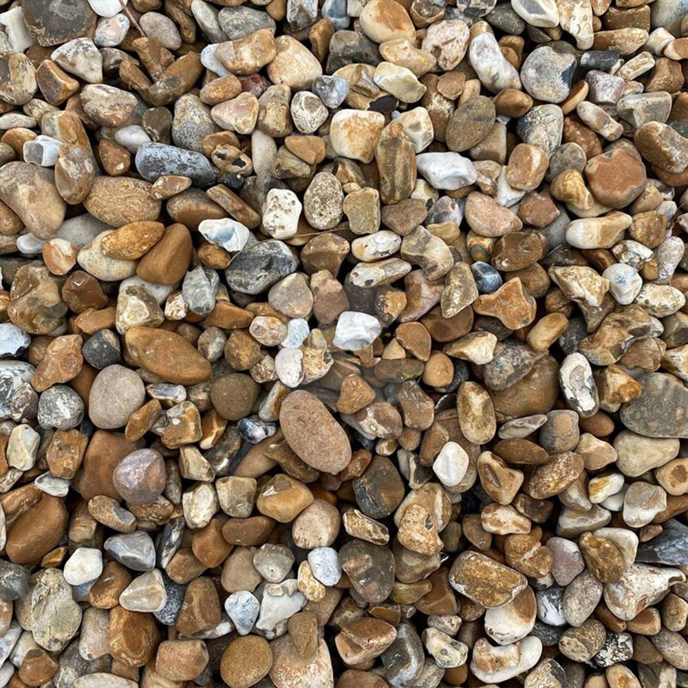 20mm Lydd Beach Pebbles - 850kg Bulk Bag - Kingfisher Direct Ltd