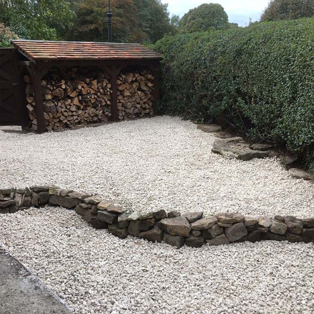 20mm Yorkshire Cream Chippings - 850kg Bulk Bag