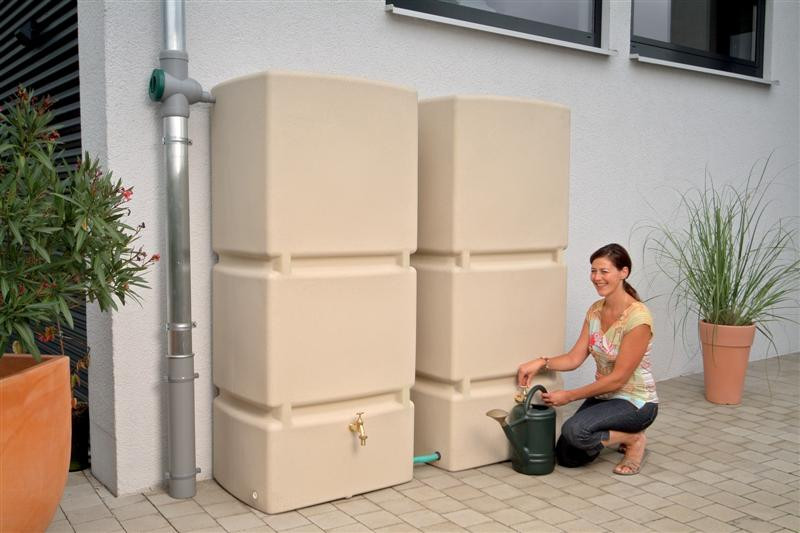 800 Litre Wall Rainwater Harvesting Water Butt 