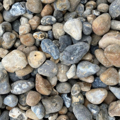 40mm Lydd Beach Pebbles - 850kg Bulk Bag