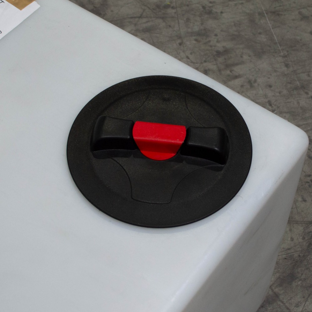 630 Litres Baffled Water Tank Flat - 1" BSP Female - Used