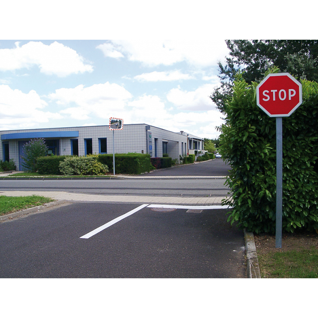 600 x 400mm P.A.S Traffic Mirror with Red & White Frame