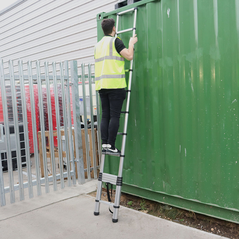 3.8M Extendable Telescopic Aluminium Ladder