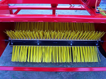 Equestrian Powered Brush