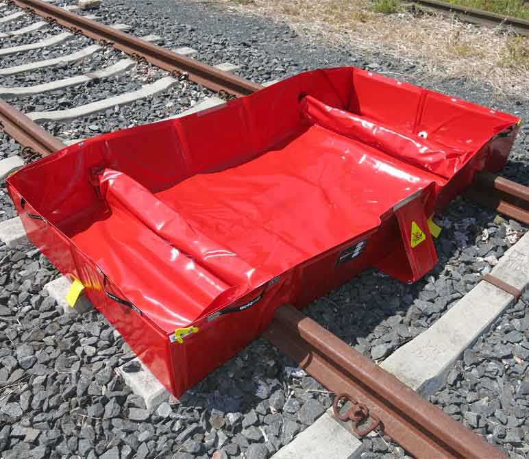 Eccotarp Collapsible Railway Spill Bund - 800 Litre