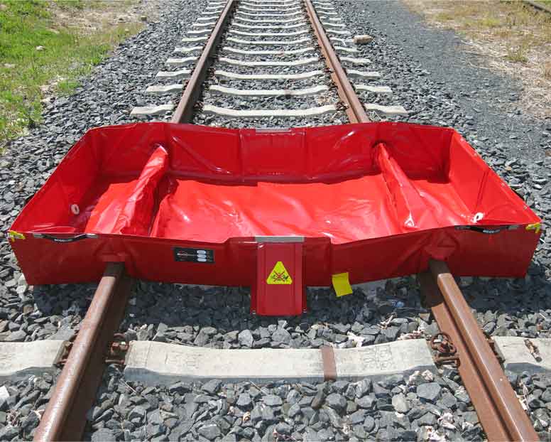 Eccotarp Collapsible Railway Spill Bund - 800 Litre