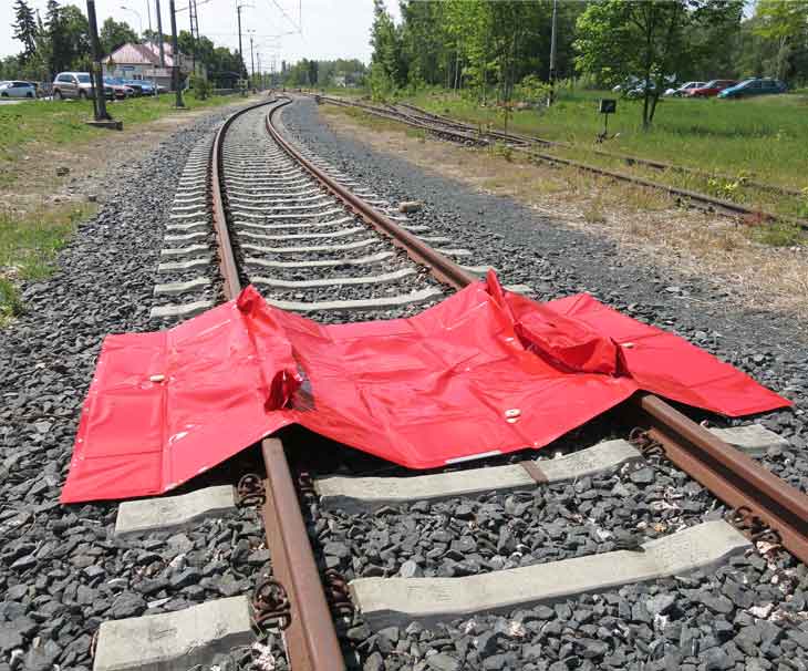 Eccotarp Collapsible Railway Spill Bund - 800 Litre