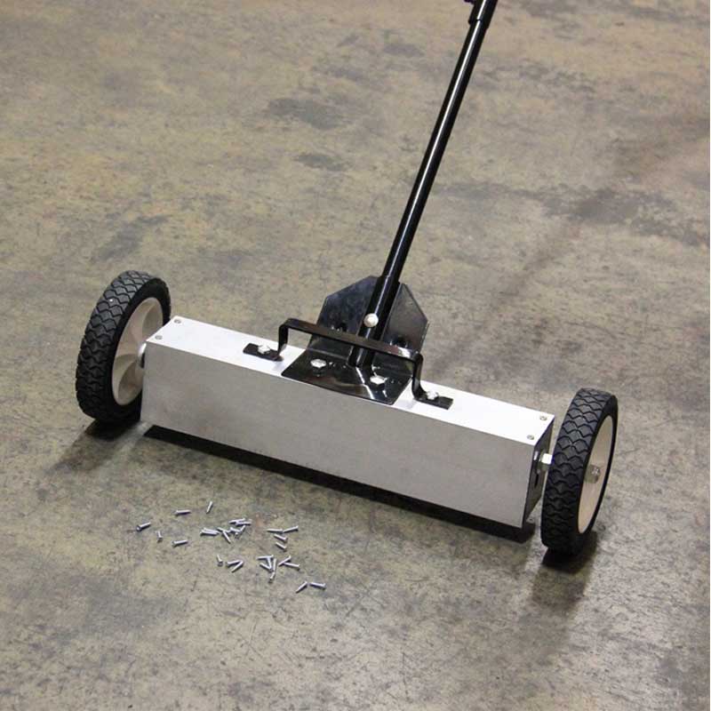 560mm Magnetic Sweeper with Switchable Release