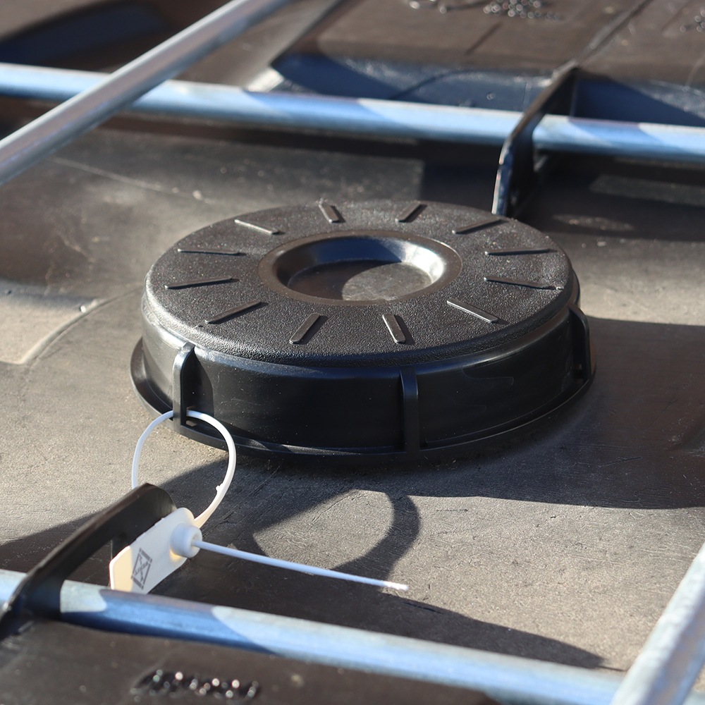 1000 Litre New UN Approved Black IBC with Plastic Pallet