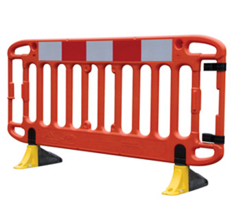 Frontier 2m Safety Barrier with anti trip feet - Orange