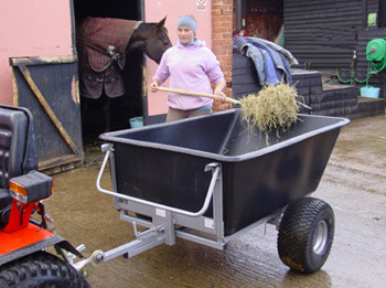 Large Capacity Plastic Body Trailer
