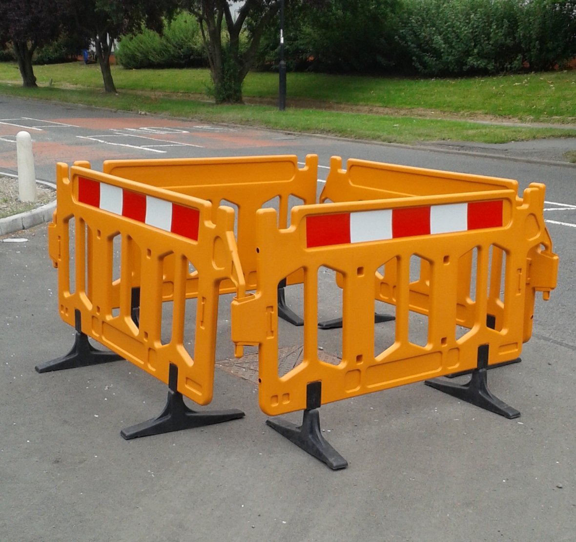Firmus Safety Traffic Barrier - Pack of 10