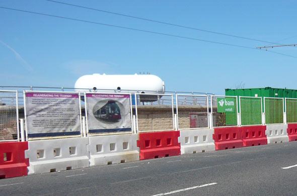 GB2 Heavy Duty Traffic Barrier