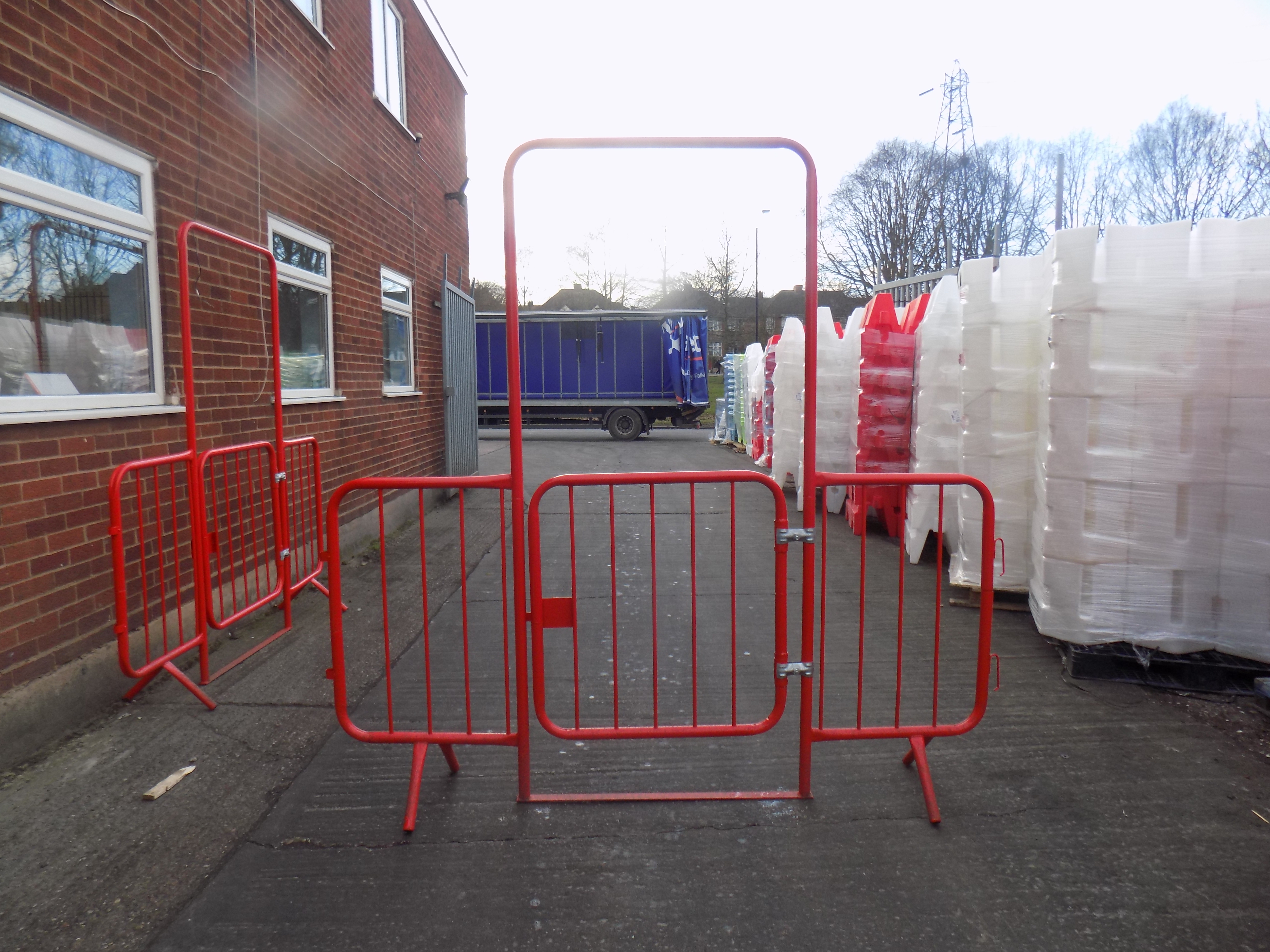 Steel Walk-Through 2.25m Barrier