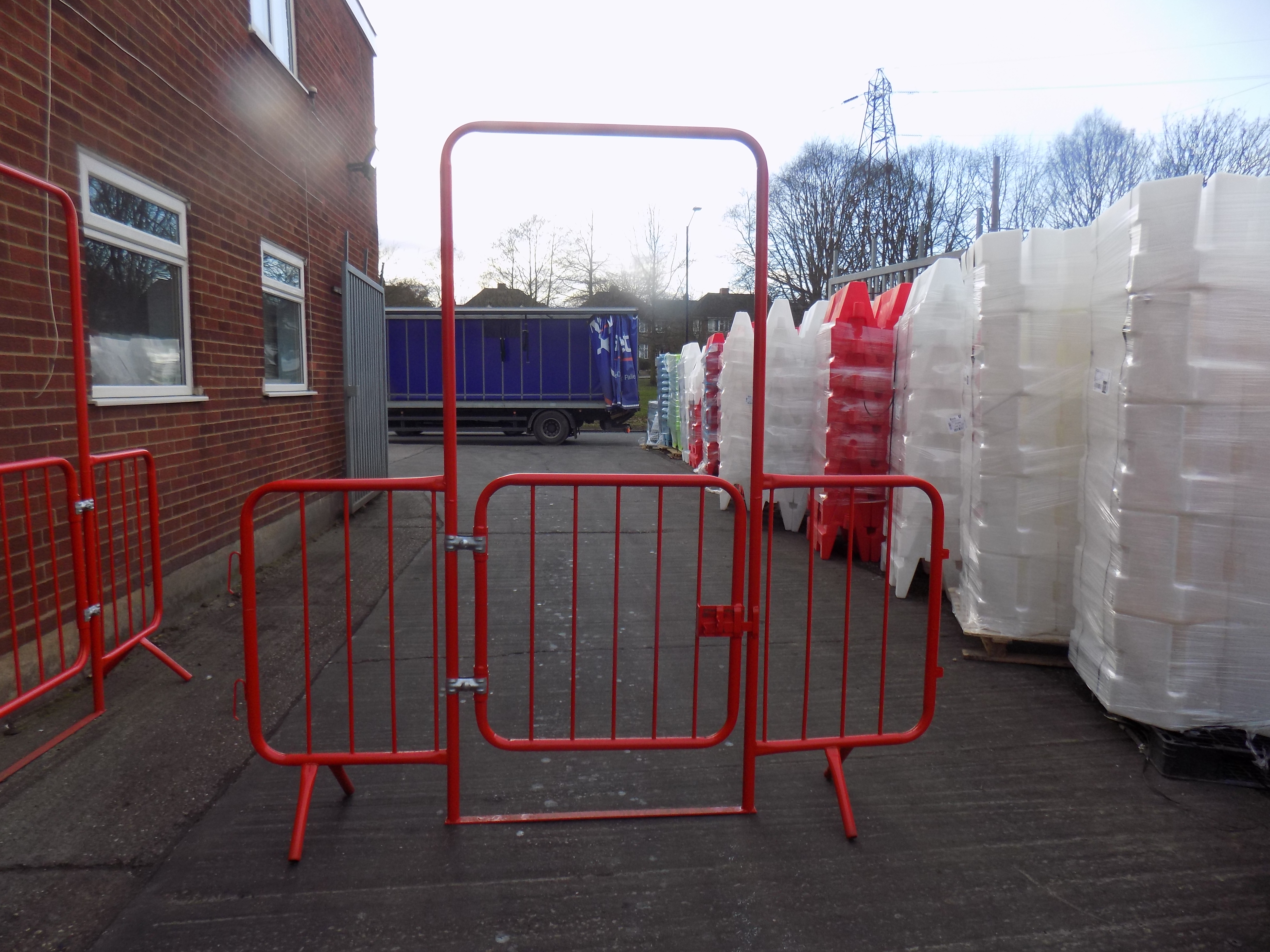 Steel Walk-Through 2.25m Barrier