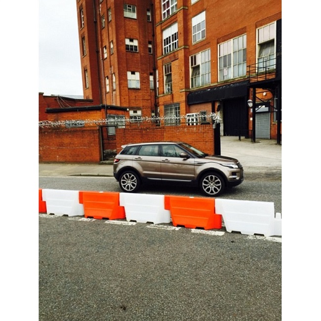 Pyramid Traffic Barrier - 1 Metre - 560mm High