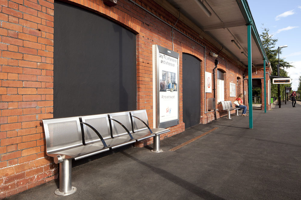 The Metro Stainless Steel Seat