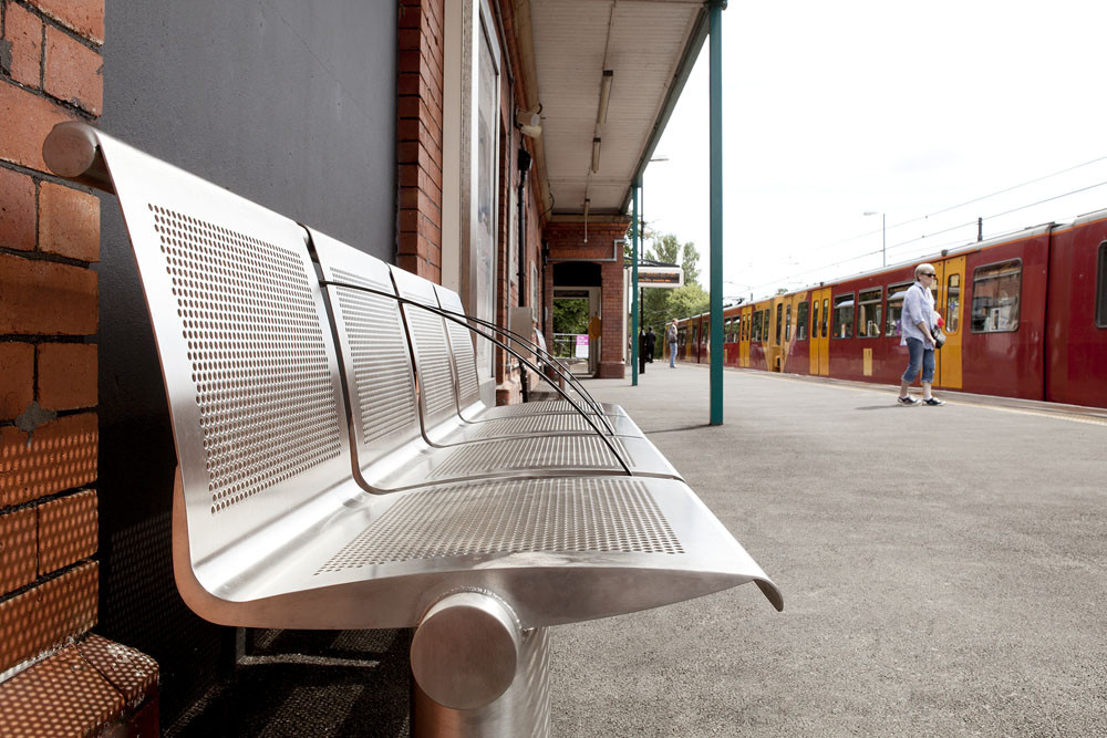 The Metro Stainless Steel Seat