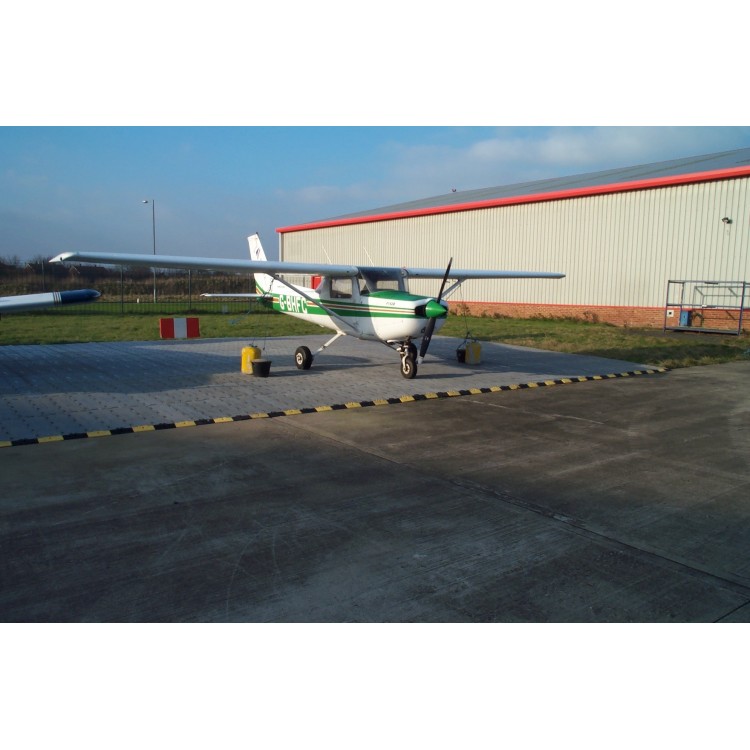 Supa-Trac PP Temporary Event Flooring - 966mm x 275mm x 27mm - 1.2kg