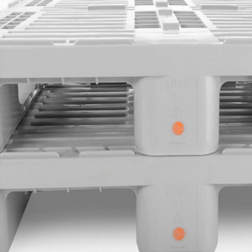 15x Plastic Industrial Euro H1 Hygiene Pallets with 7mm Anti-Slip Edges - 1200 x 800 x 160mm