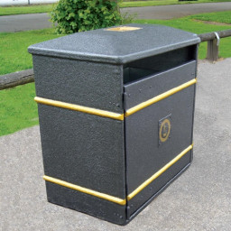 GFC Large Closed Top Litter Bin - 224 Litre