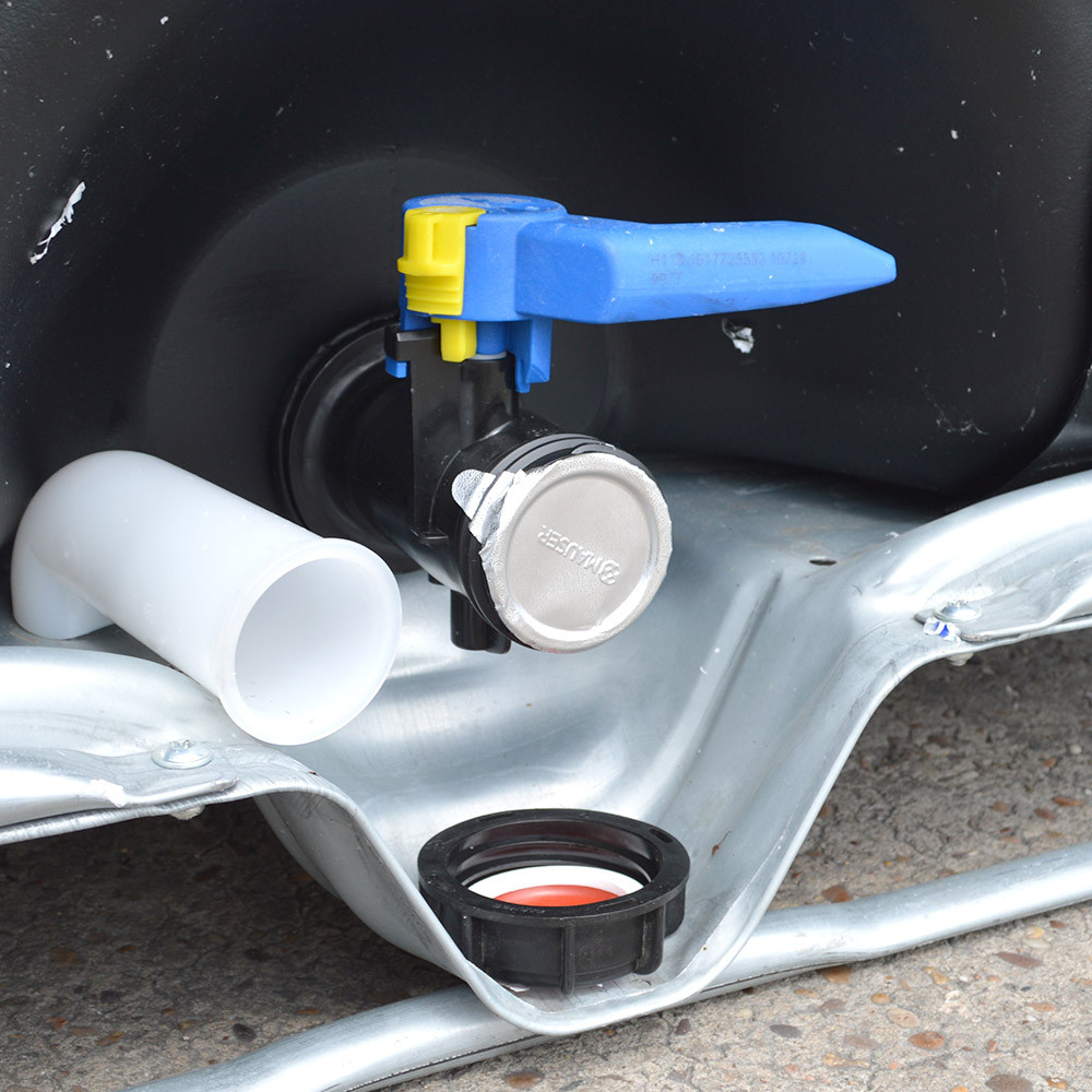 1000 Litre Reconditioned IBC - Black - Steel Pallet - Grade A