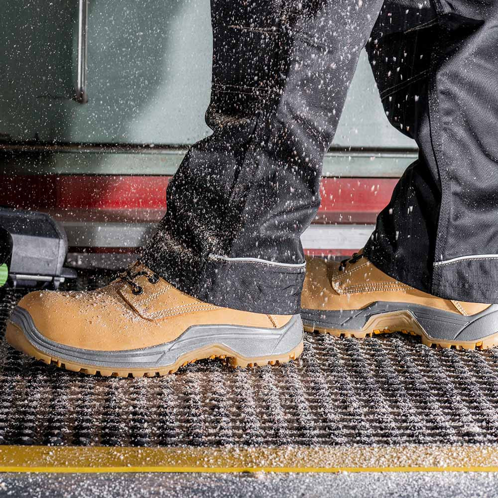 Anti fatigue safety boots new arrivals