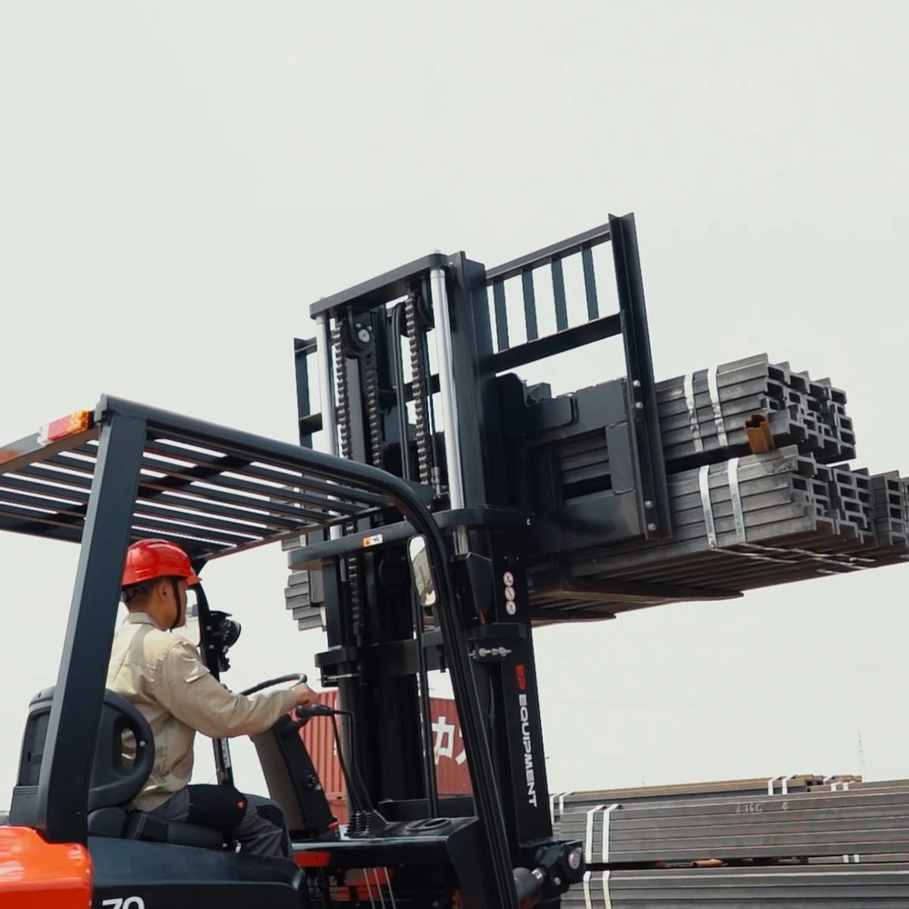 Heavy Duty Lithium Electric Forklift - 7 Tonne Capacity