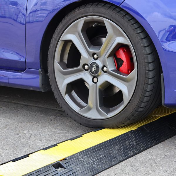 5-Channel Heavy Duty Cable Protector Ramp – Vehicle Rated