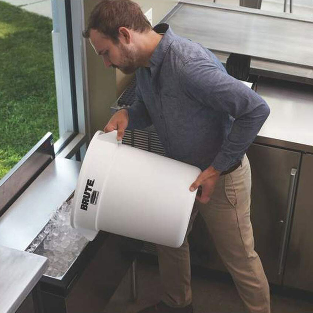 Rubbermaid BRUTE Round Container - 38 Litres