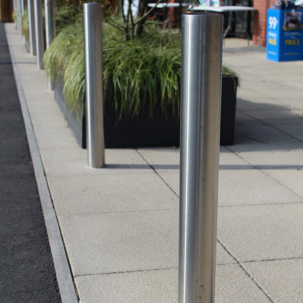 Titan Stainless Steel Bollard - lifestyle 2